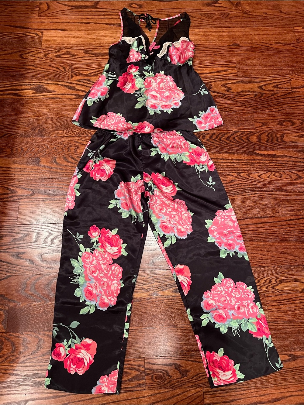 Betsey Johnson pajamas intimates collection Medium Y2K floral satin lingerie